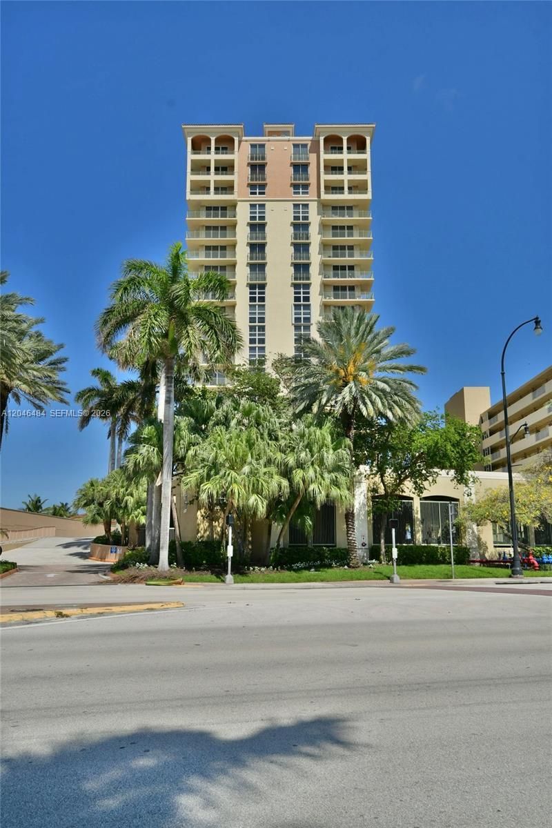 2080 S Ocean Dr , Unit 1711, Hallandale Beach, FL 33009 Photo