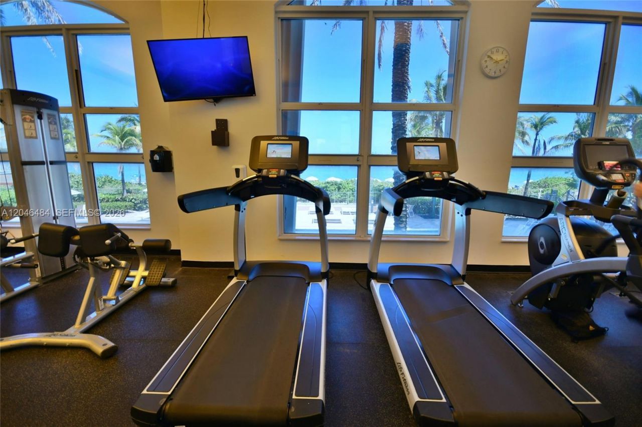 2080 S Ocean Dr , Unit 1711, Hallandale Beach, FL 33009 Photo