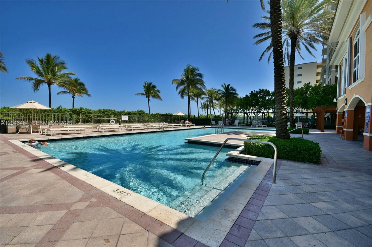 2080 S Ocean Dr , Unit 1711, Hallandale Beach, FL 33009 Photo
