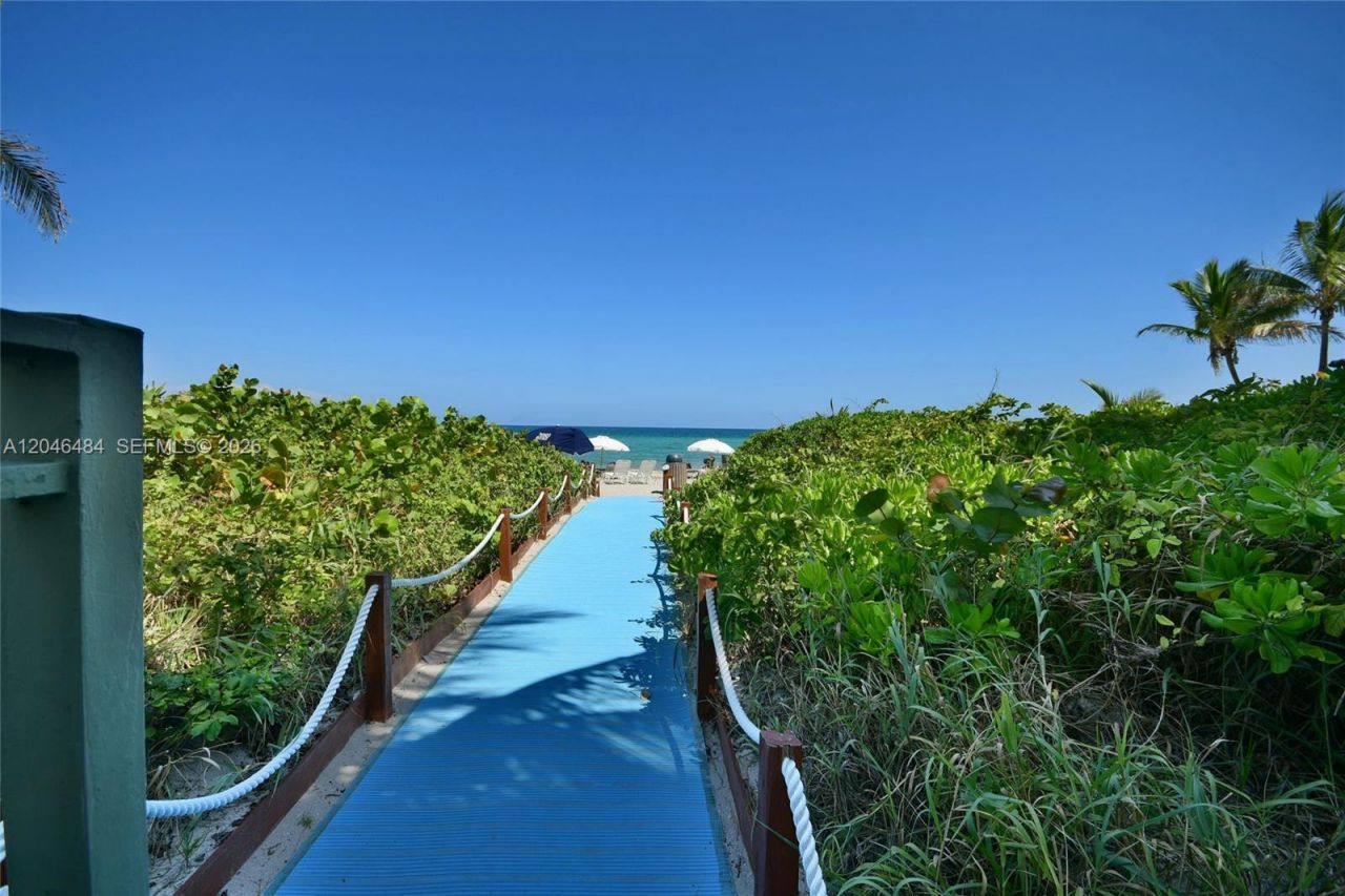 2080 S Ocean Dr , Unit 1711, Hallandale Beach, FL 33009 Photo