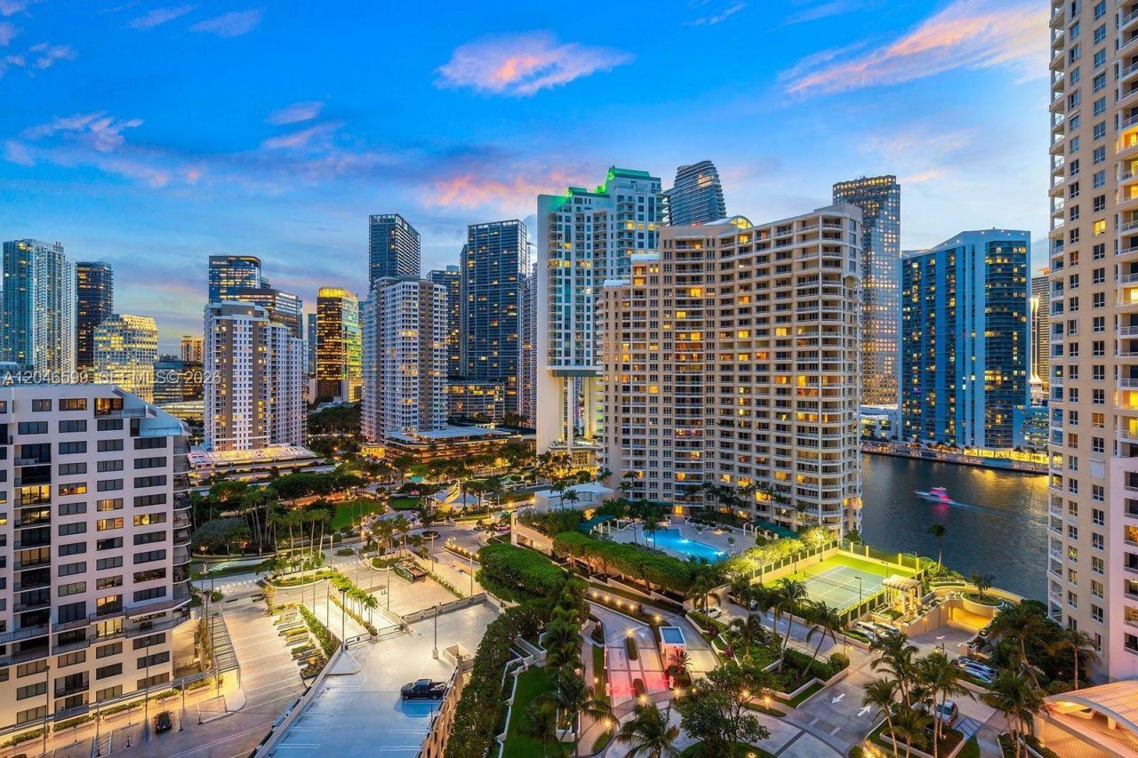 808 Brickell Key Dr , Unit 1808, Miami, FL 33131 Photo