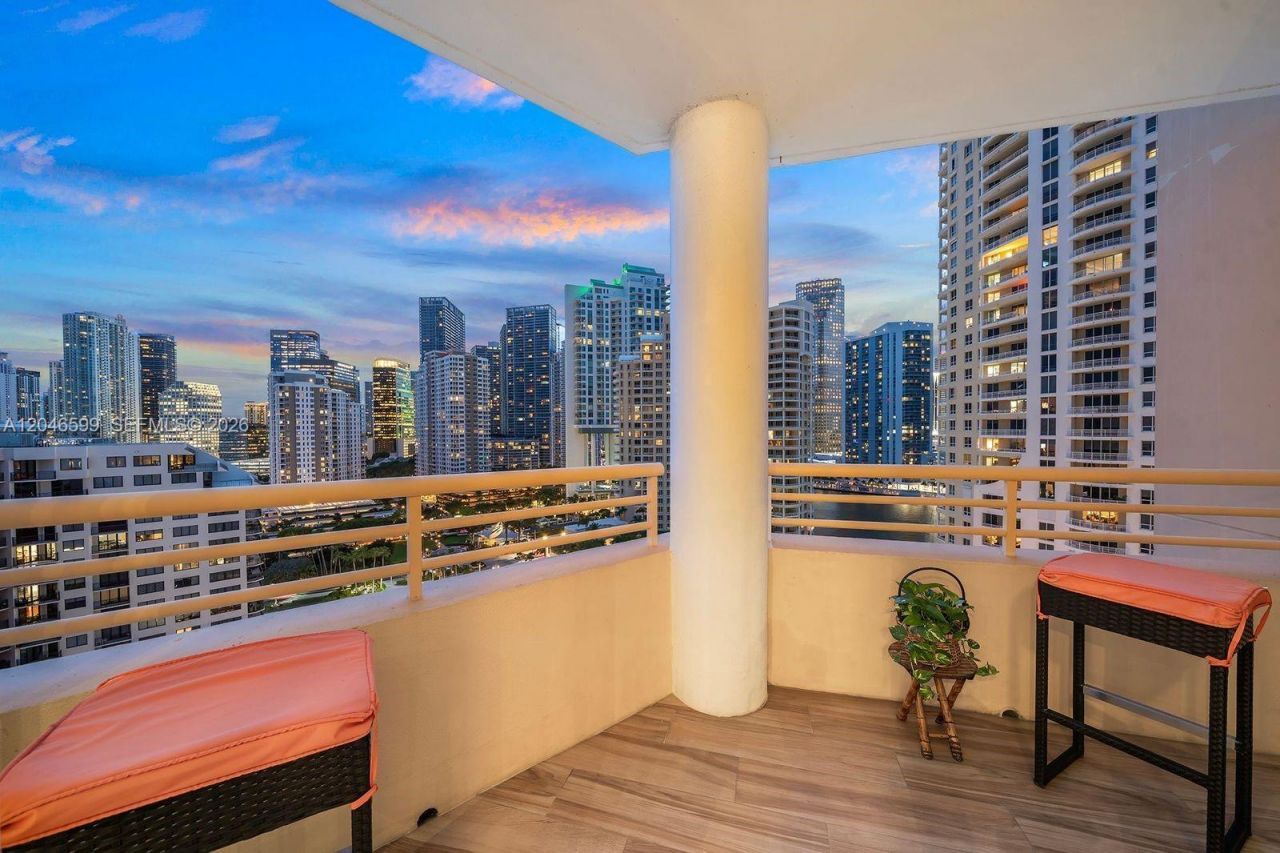 808 Brickell Key Dr , Unit 1808, Miami, FL 33131 Photo