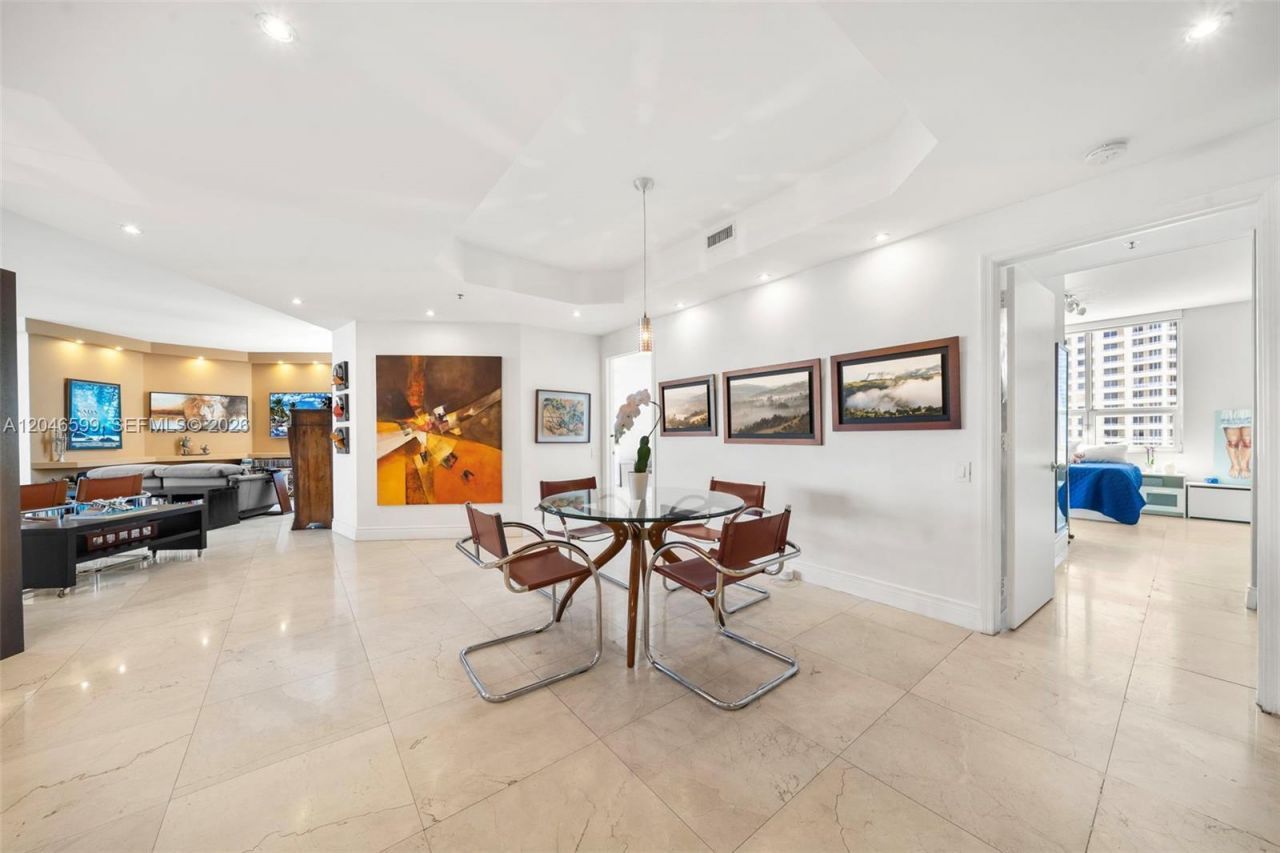 808 Brickell Key Dr , Unit 1808, Miami, FL 33131 Photo