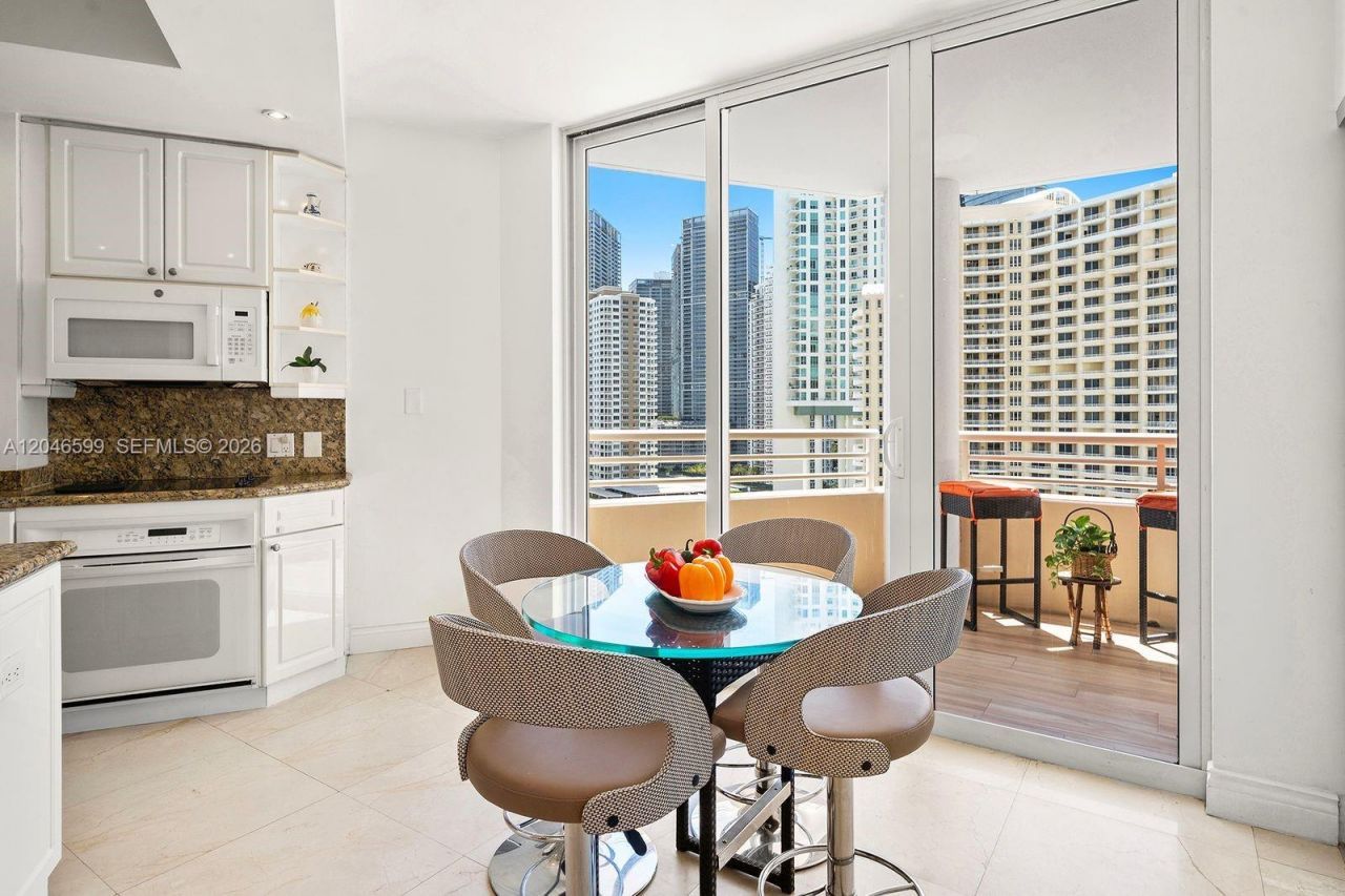 808 Brickell Key Dr , Unit 1808, Miami, FL 33131 Photo