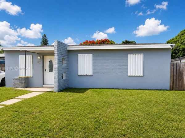 1211 Kasim St , Opa-Locka, FL 33054
