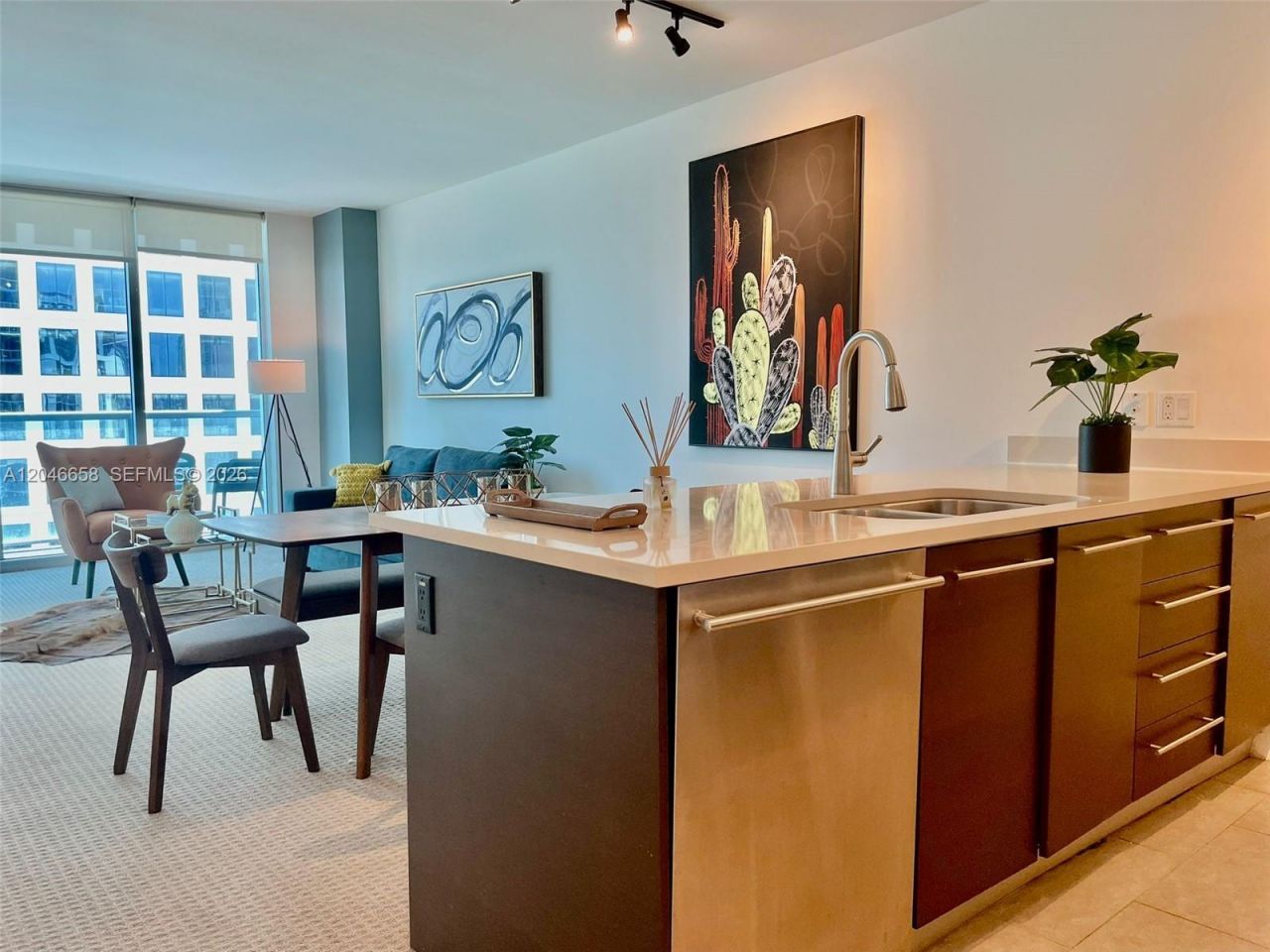 500 Brickell Ave , Unit 2006, Miami, FL 33131 Photo