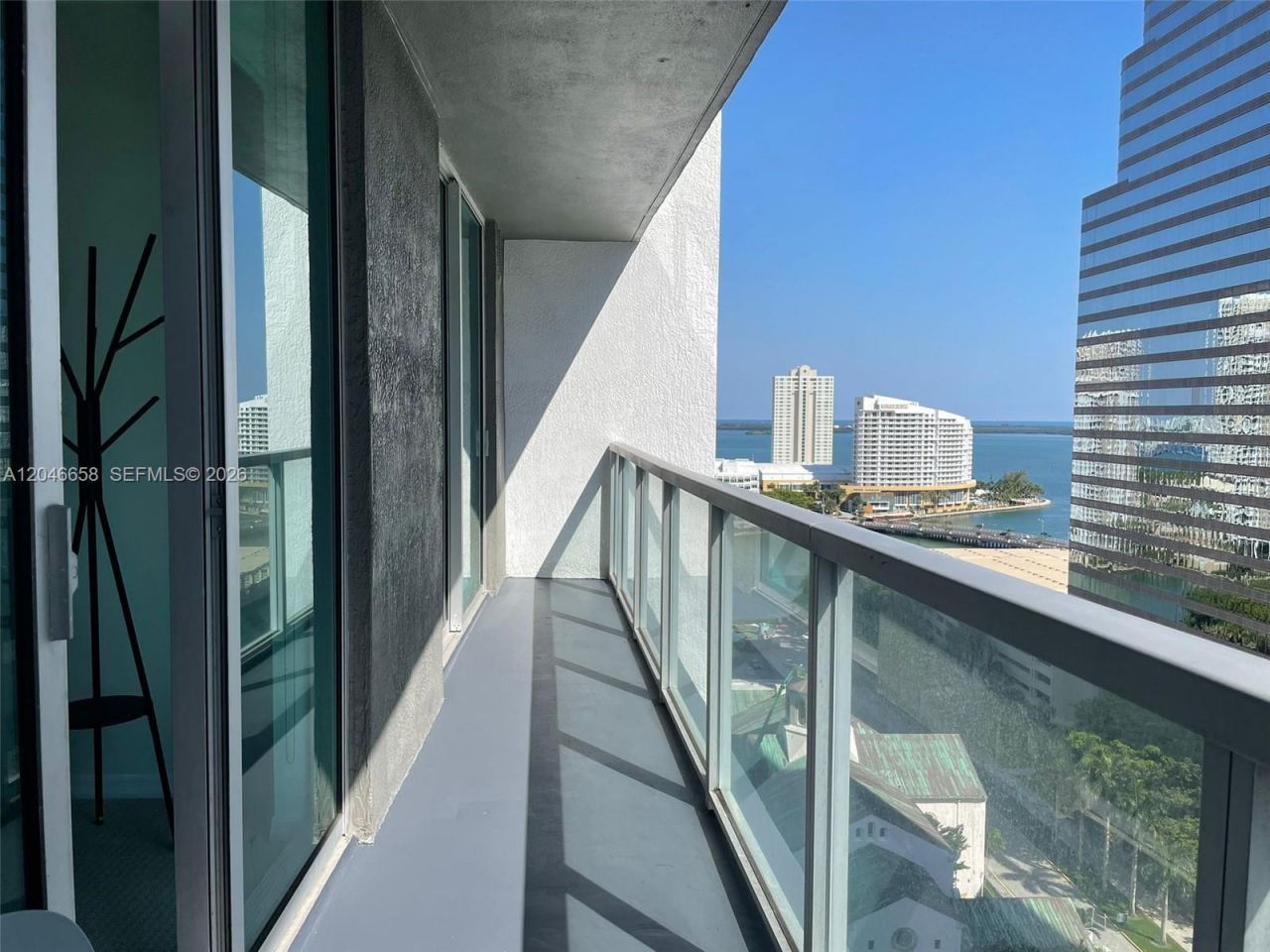 500 Brickell Ave , Unit 2006, Miami, FL 33131 Photo
