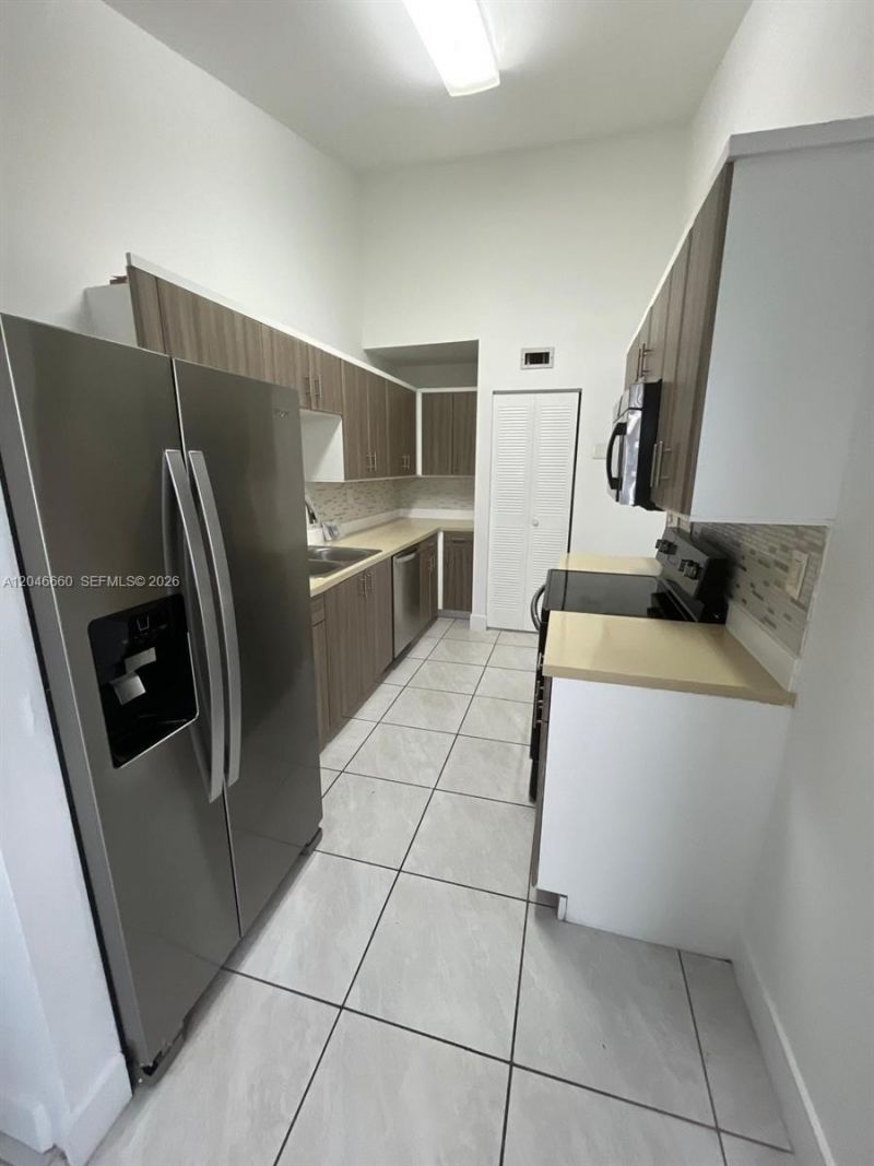 15545 N Miami Lakeway N, Unit 303, Miami Lakes, FL 33014 Photo
