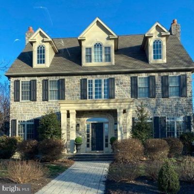1337 READING BL , WYOMISSING, PA 19610