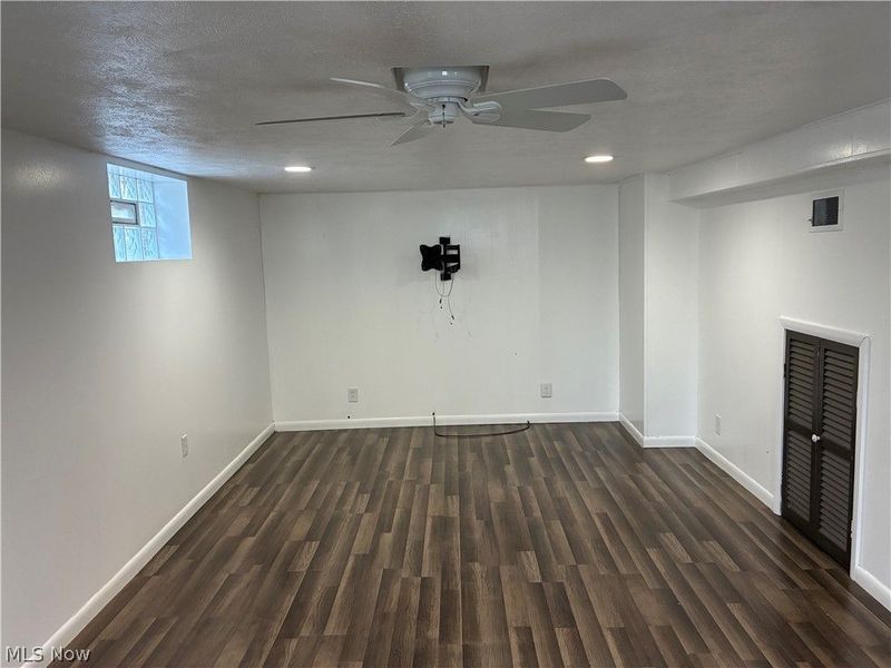 7382 Presley Avenue, Mentor, OH 44060 Photo 30