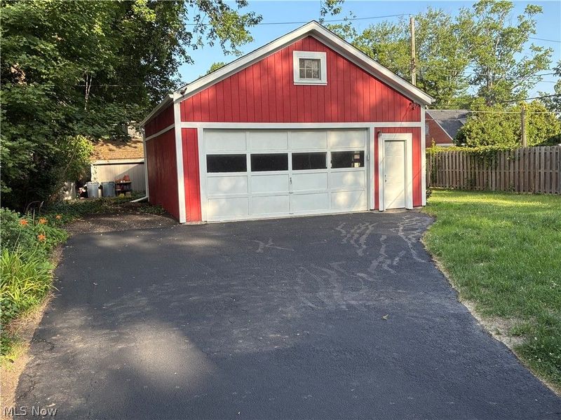 7382 Presley Avenue, Mentor, OH 44060 Photo 6
