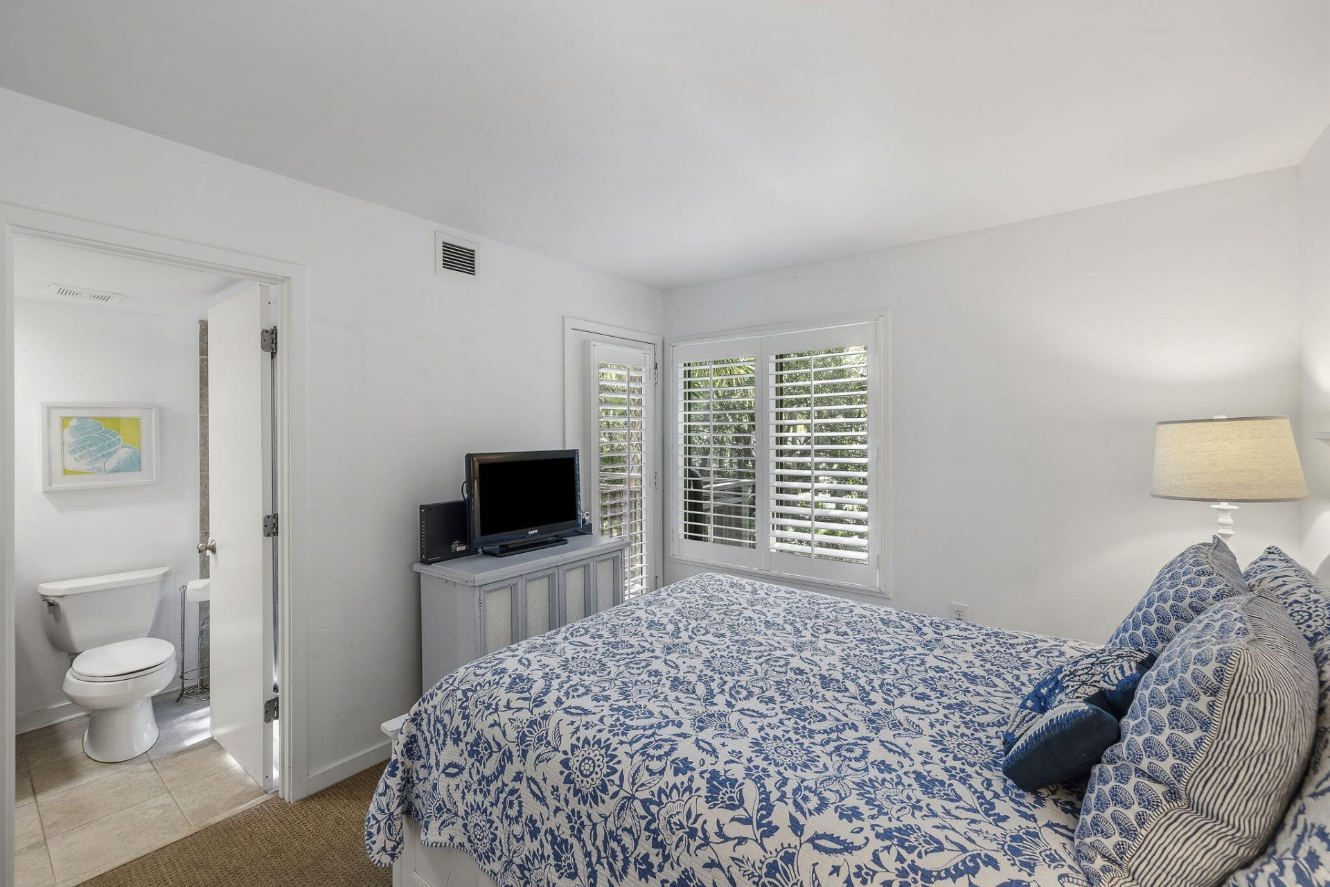 4374 Sea Forest Drive Photo 16