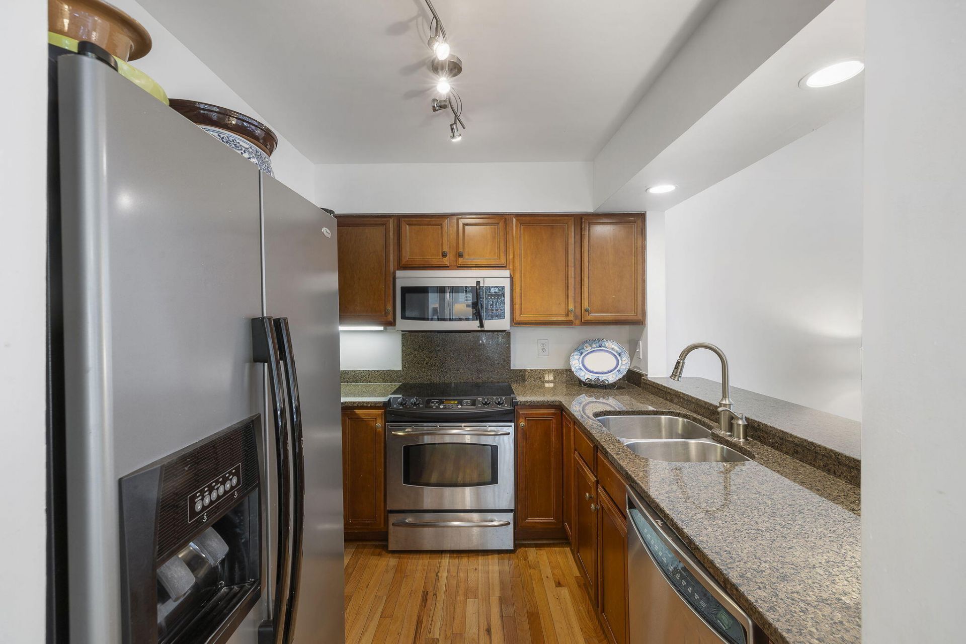 4374 Sea Forest Drive Photo 8