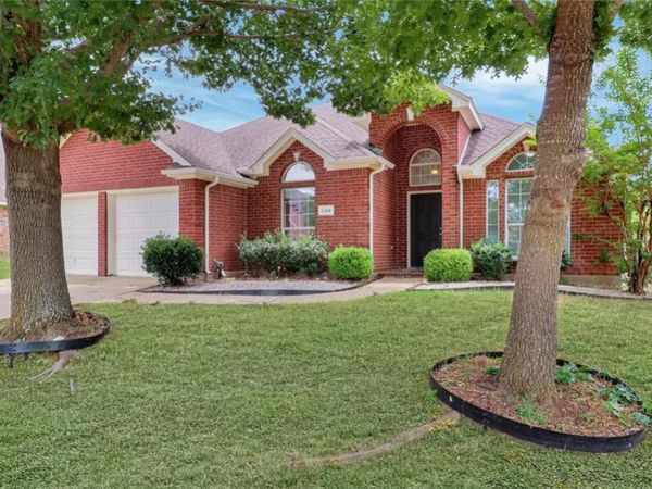 1106 Eastbrook, Glenn Heights, TX 75154