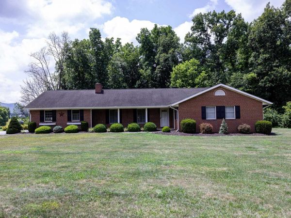 1630 ISLAND FORD RD, ELKTON, VA 22827