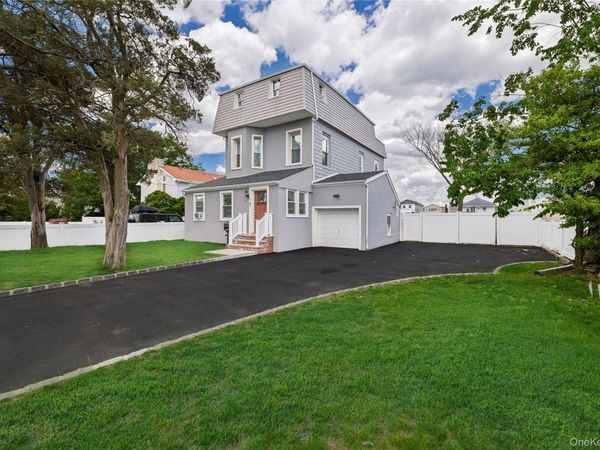 415 Guy Lombardo Avenue , Freeport, NY 11520
