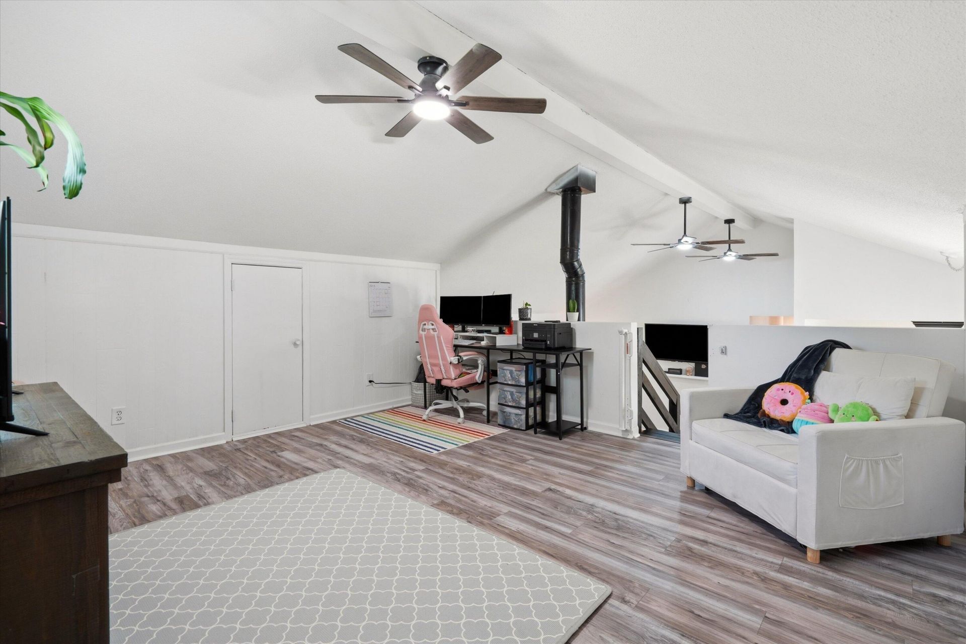 118 Milton Drive Photo 13