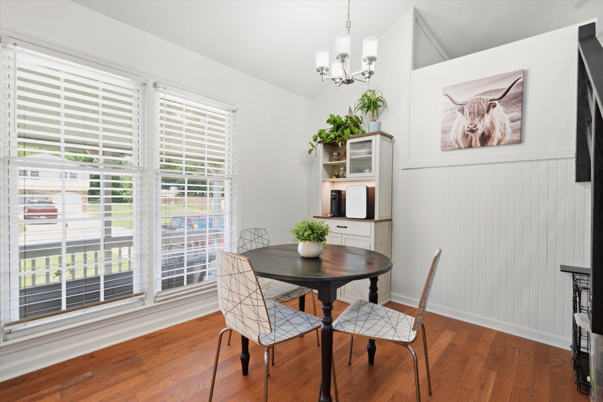118 Milton Drive Photo 8
