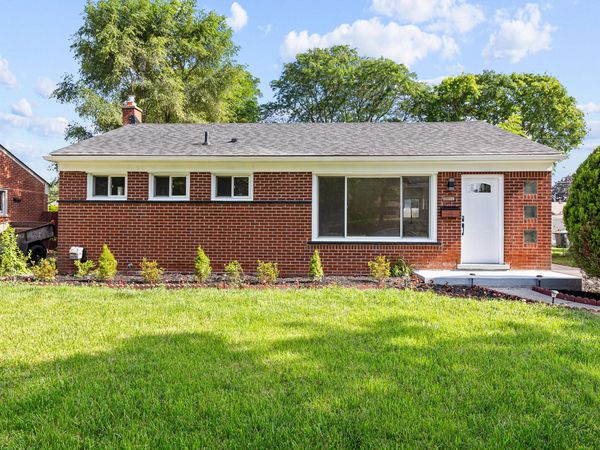 28852 Westfield Street, Livonia, MI 48150