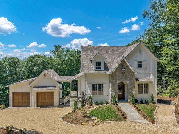 253 Old Boone Road, Blowing Rock, NC 28605