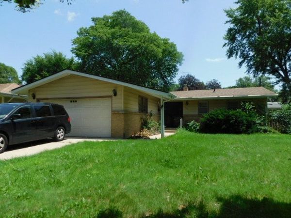 505 Fairview Boulevard, Rockford, IL 61107