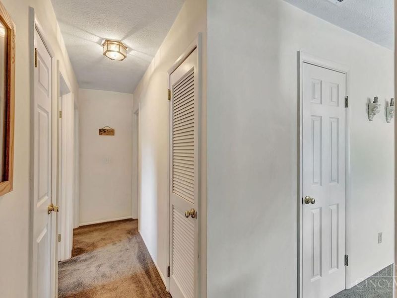 110 Melanee Lane, Oxford, OH 45056 Photo 15