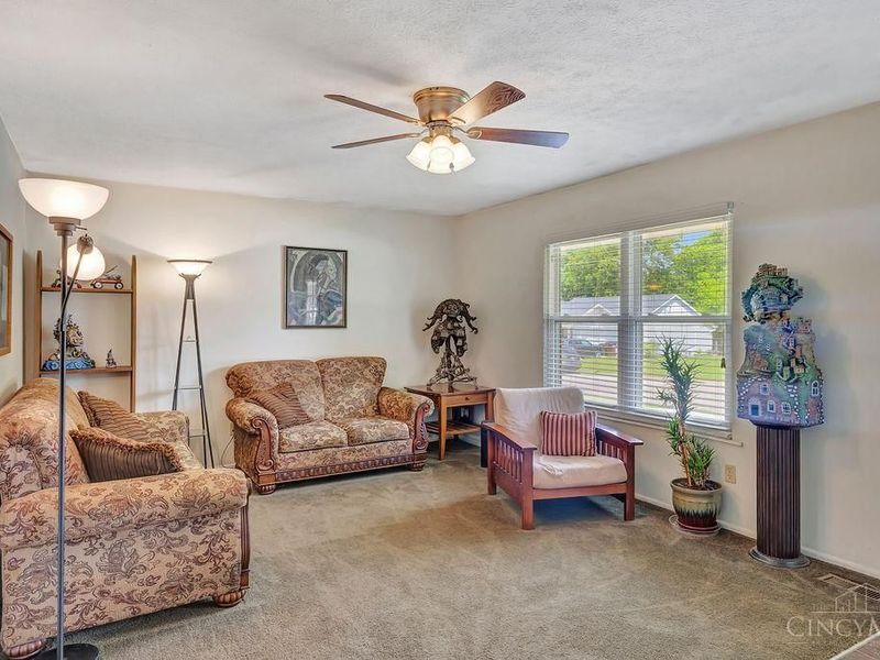 110 Melanee Lane, Oxford, OH 45056 Photo 4