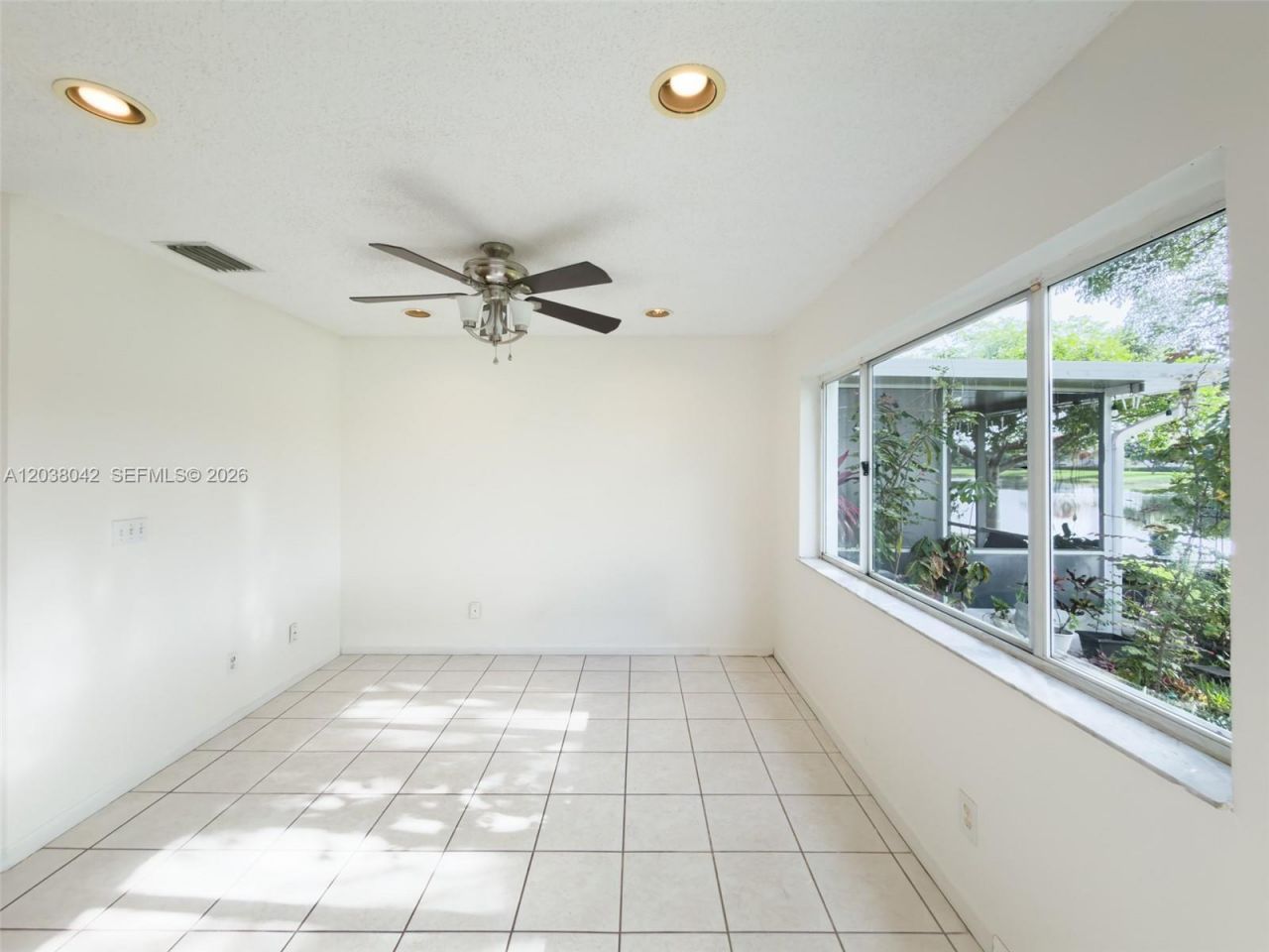 20811 NW 3rd Ln , Pembroke Pines, FL 33029 Photo