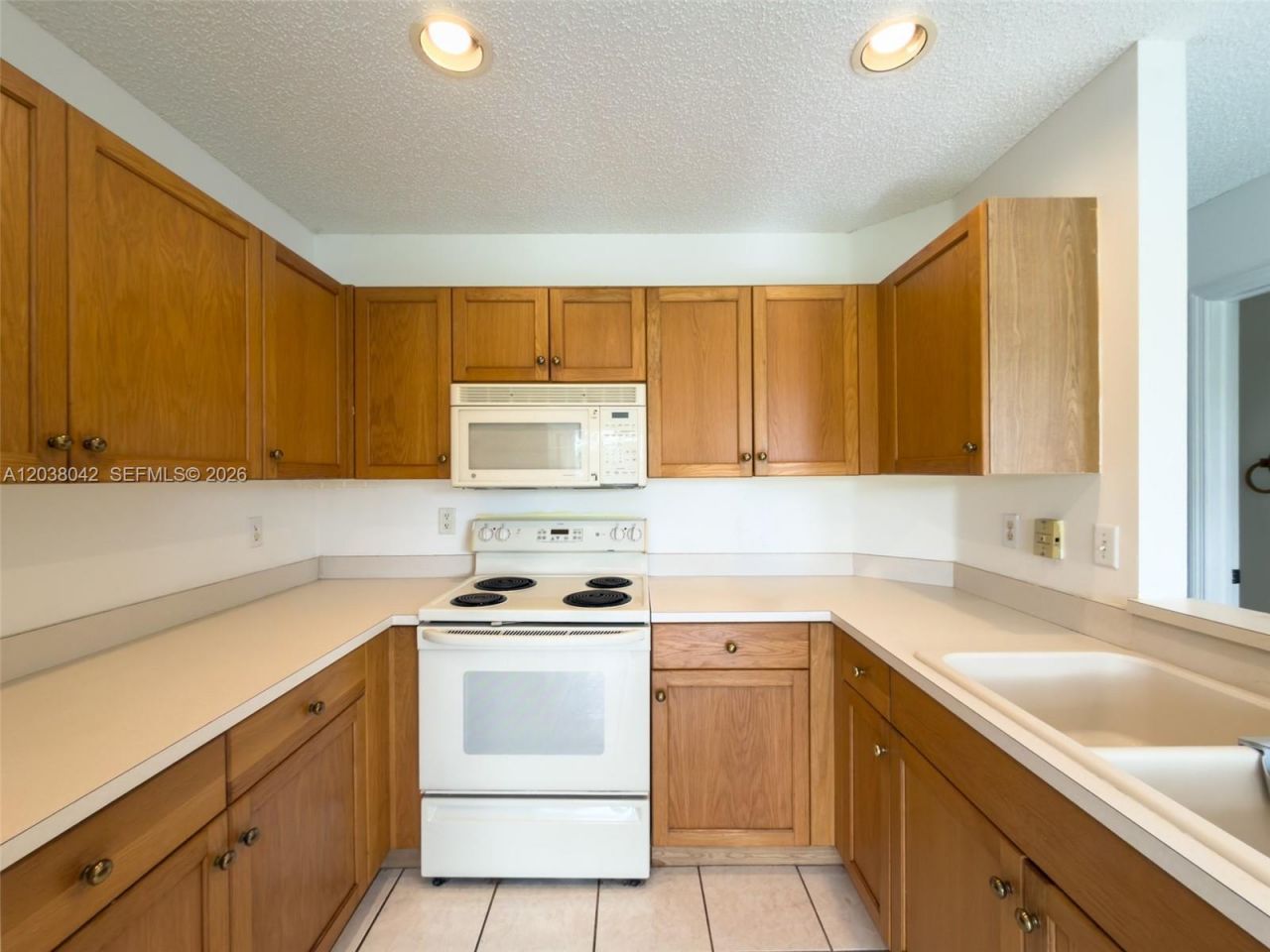 20811 NW 3rd Ln , Pembroke Pines, FL 33029 Photo