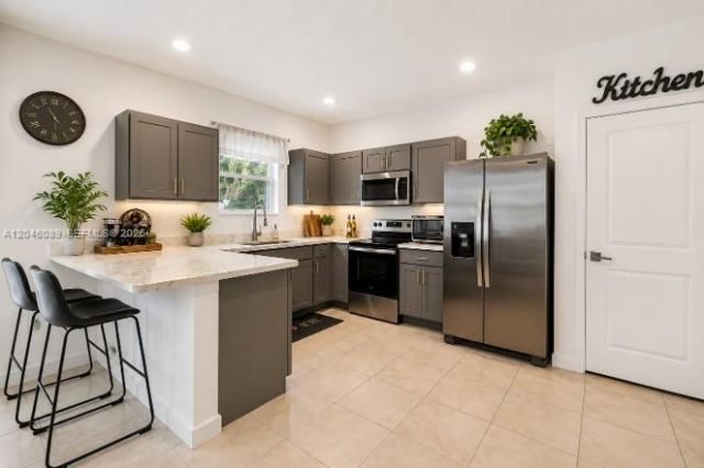 1707 SE 9th Ter, Homestead, FL 33034 Photo