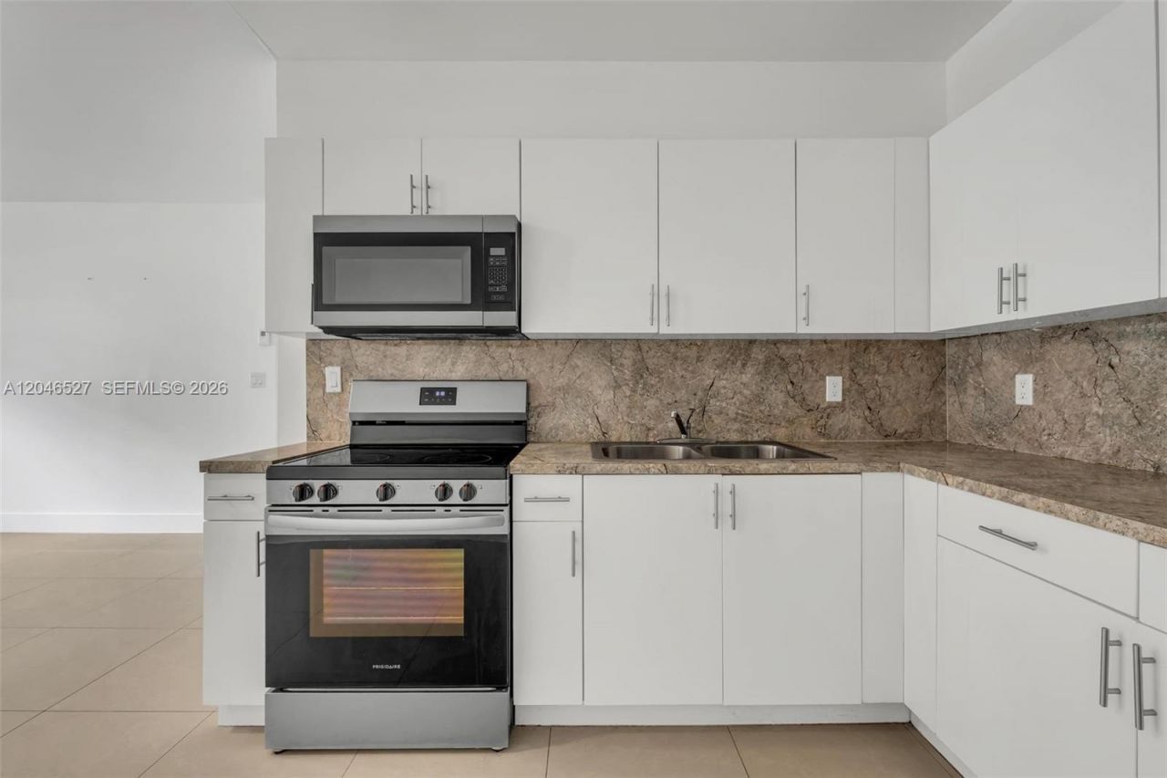 7537 NW 3rd Ave, Unit 2, Miami, FL 33150 Photo