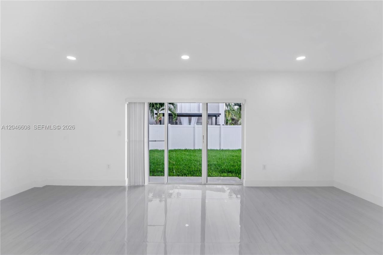 2802 SW 128th Way, Unit B, Miramar, FL 33027 Photo