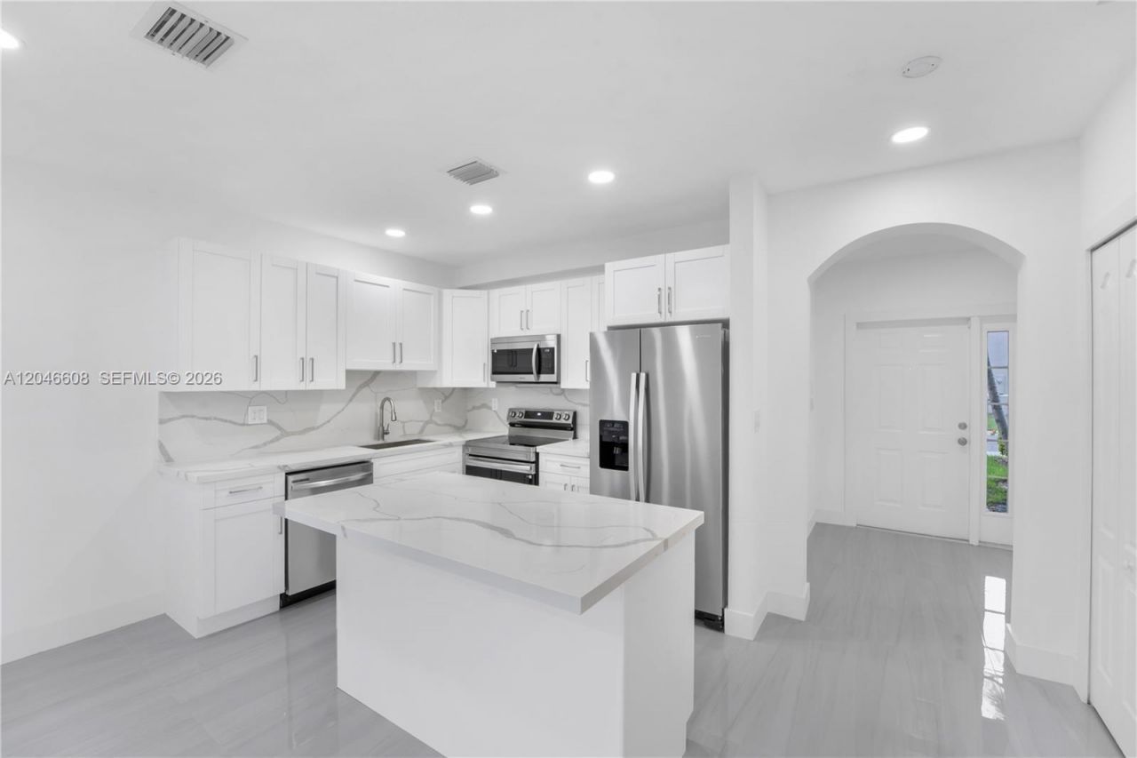 2802 SW 128th Way, Unit B, Miramar, FL 33027 Photo