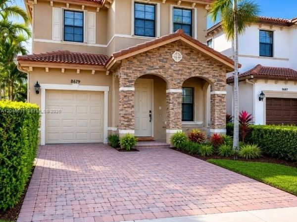 8879 SW 227th Ter , Cutler Bay, FL 33190