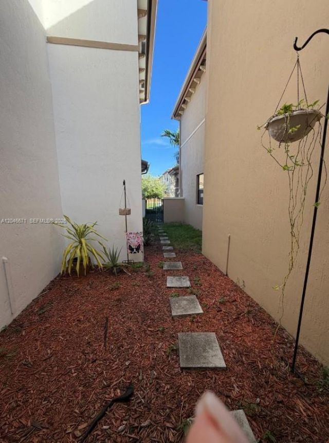 8879 SW 227th Ter , Cutler Bay, FL 33190 Photo