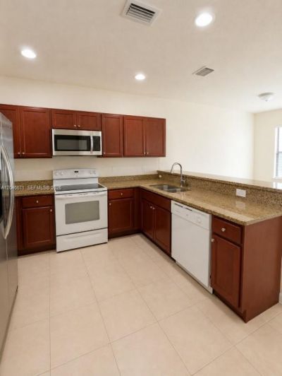 8879 SW 227th Ter , Cutler Bay, FL 33190 Photo