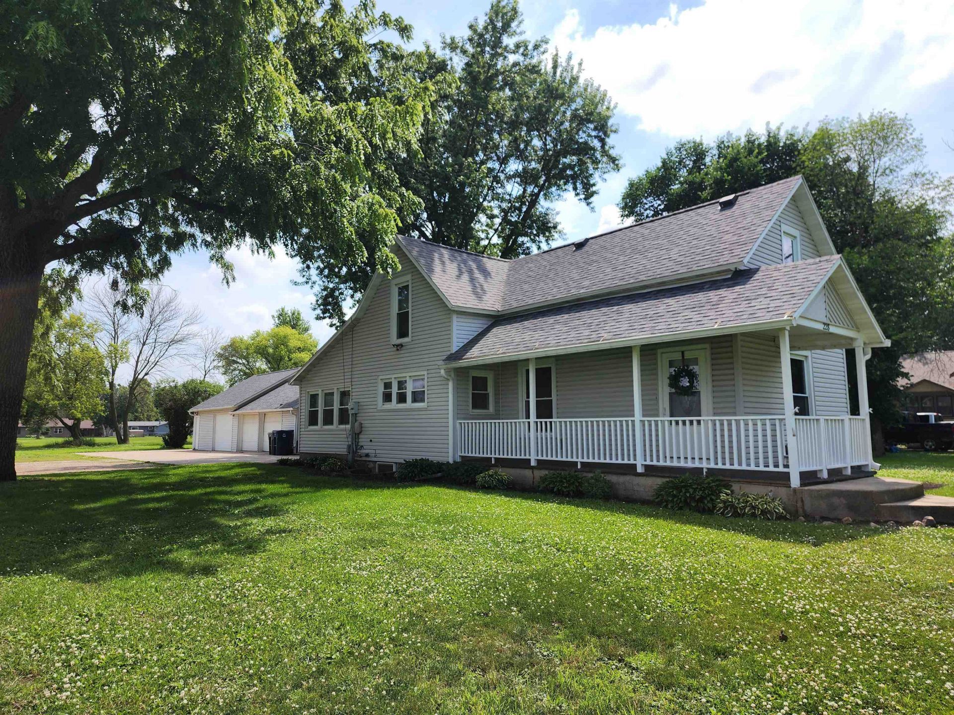 228 4th Street Sw, Spencer, IA 51301 Main Photo