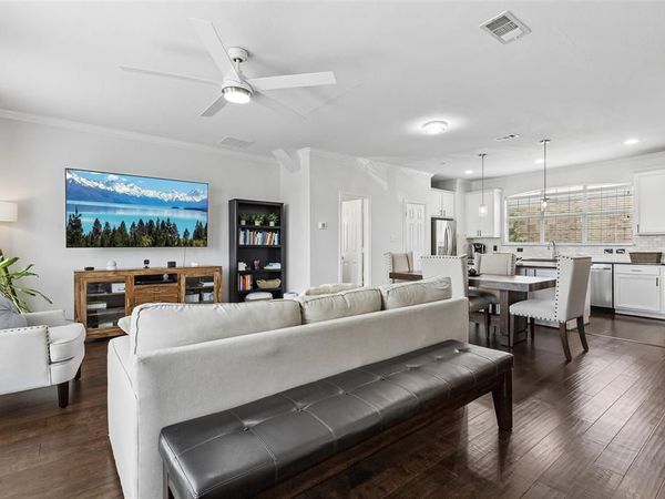 2700 Club Ridge Drive, Unit 22, Lewisville, TX 75067