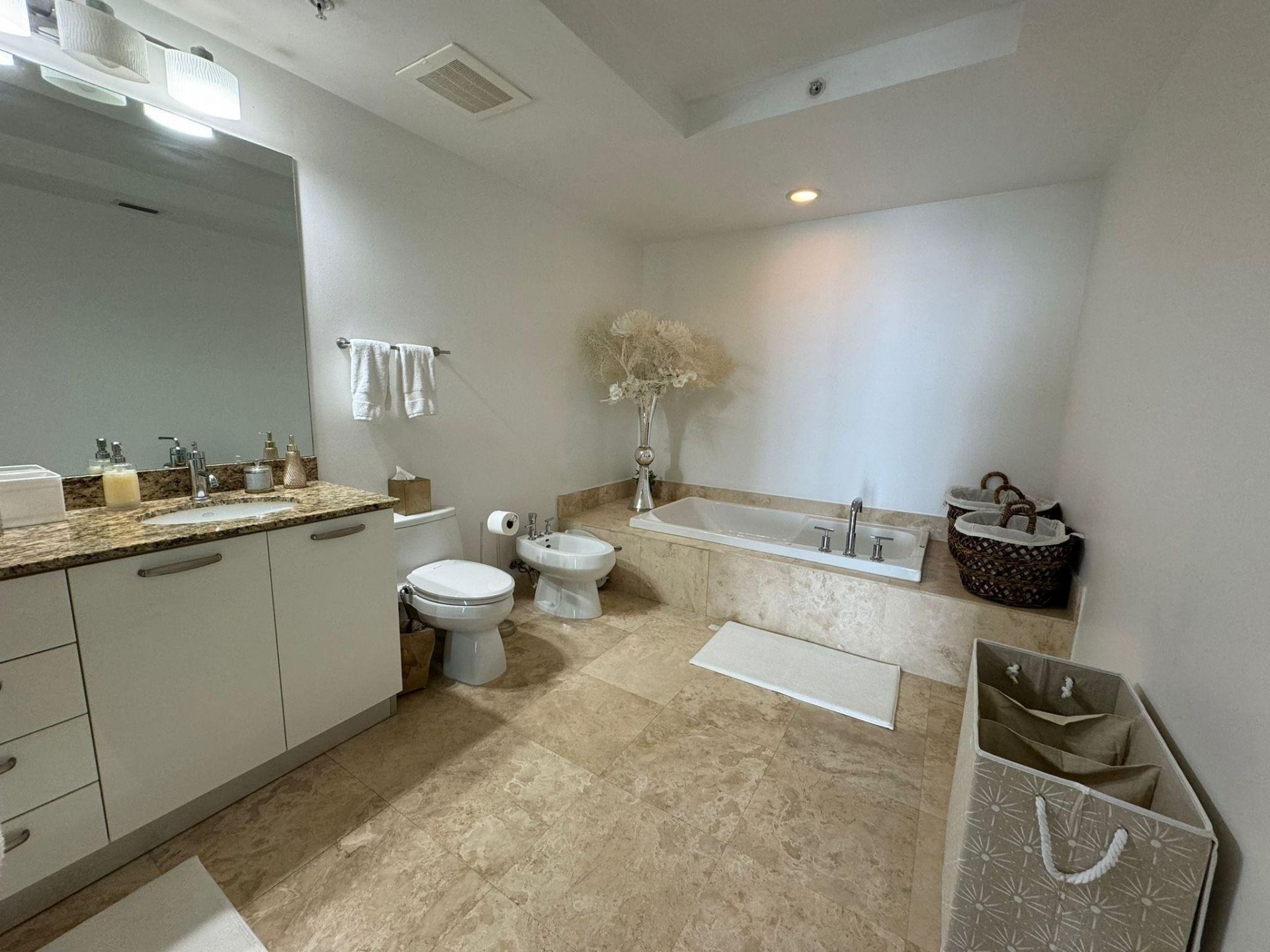 704 N Ocean Boulevard, Unit 504, Pompano Beach, FL 33062 Photo
