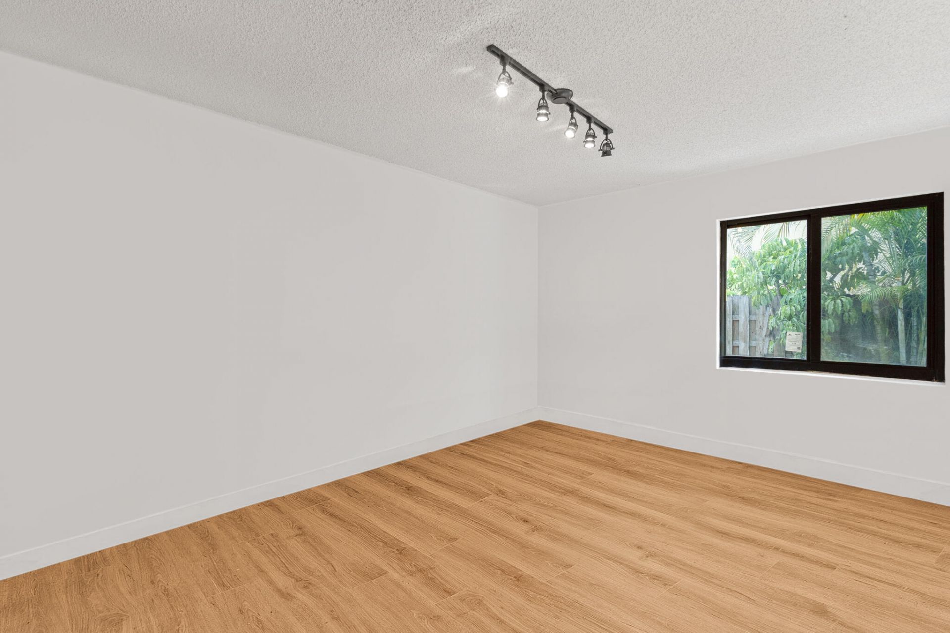 5441 SW 155th Place, Miami, FL 33185 Photo