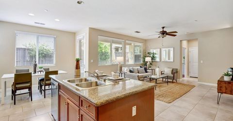 7461 Havenford Way, Sacramento, CA 95829 Photo