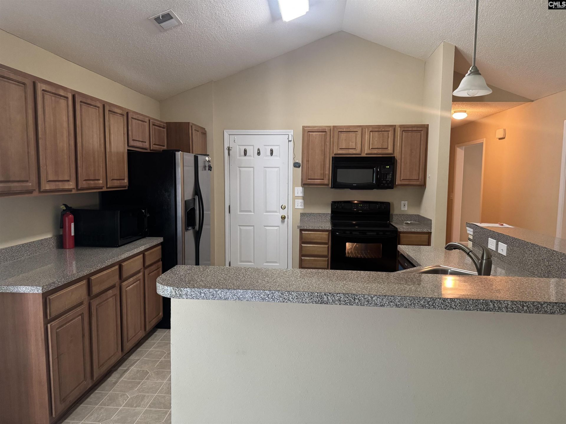843 Killian Station Drive  Photo 4