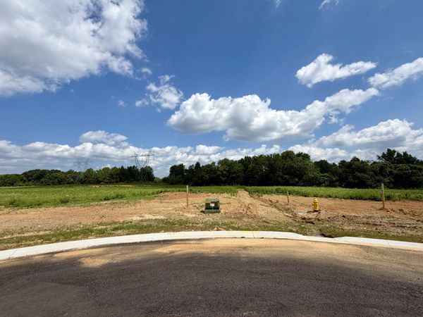 11 Fawn Meadows , Unit 11, Clarksville, TN 37043