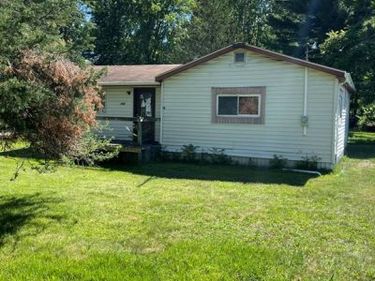 158 Norman Street, Vassar, MI 48768