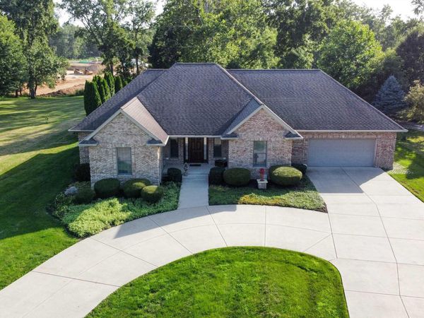 520 N Monroe Street, Williamsport, IN 47993