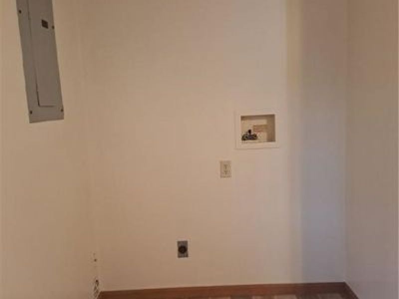 6 Sunrise Drive, Unit E, Cambridge, OH 43725 Photo 11