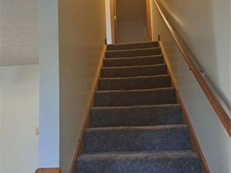 6 Sunrise Drive, Unit E, Cambridge, OH 43725 Photo 12
