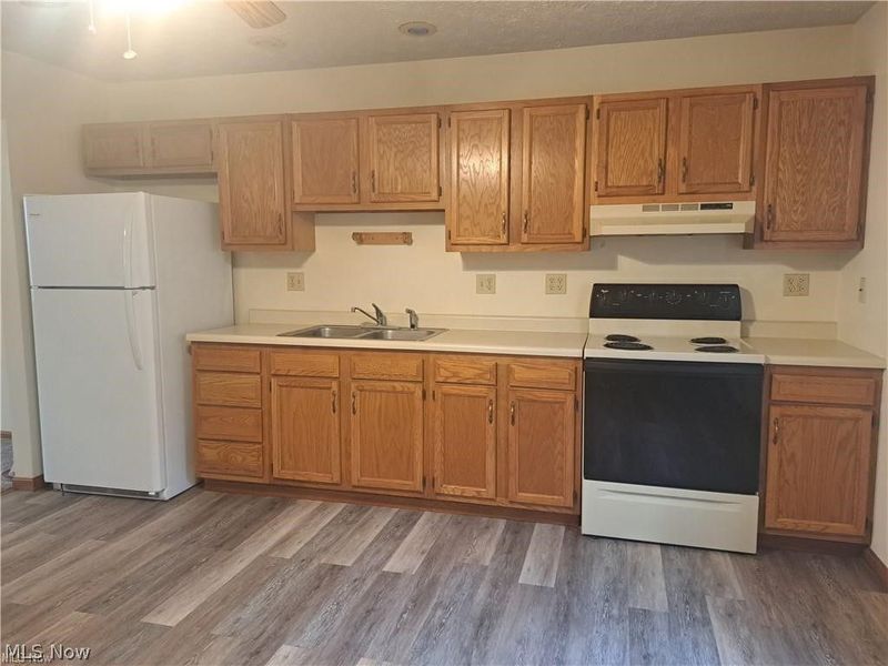 6 Sunrise Drive, Unit E, Cambridge, OH 43725 Photo 7