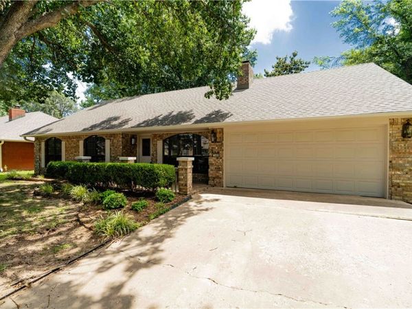 3406 W Hemlock Street , Rogers, AR 72756