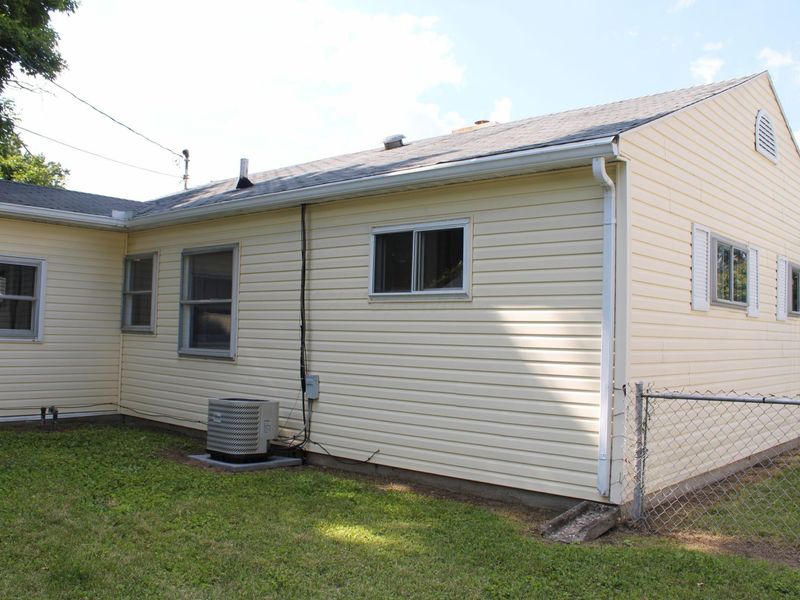741 Cherokee Drive , Lancaster, OH 43130 Photo 5
